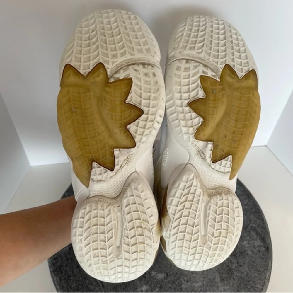 💛 Adidas D.O.N. Issue #2 White Gold Metallic Sneakers